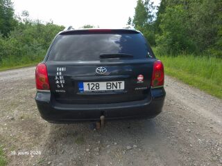 Toyota Avensis 2.0 R4 108kW