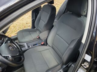 Volkswagen Golf 1.6 TDI Elegance 77kW