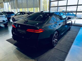 BMW 550 xDrive M-Sportpakett 3.0 360kW