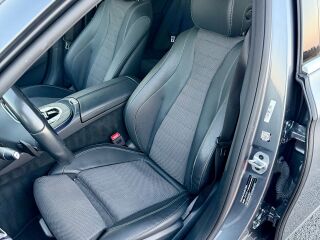 Mercedes-Benz E 220 2.0 143kW