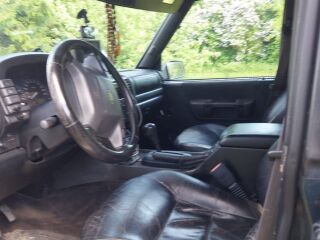 Land Rover Discovery II 2.5 102kW