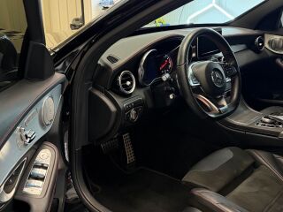 Mercedes-Benz C 43 AMG 3.0 270kW