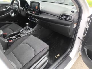 Hyundai i30 Hybrid 1.0 88кВ