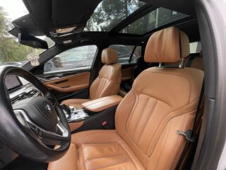 BMW 530 d xDrive Touring Luxury Line MHEV LCI 3.0 R6 210kW