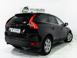 Volvo XC60 Summum AWD 2.4 120kW
