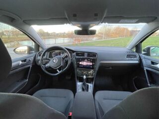 Volkswagen Golf 1.0 81kW