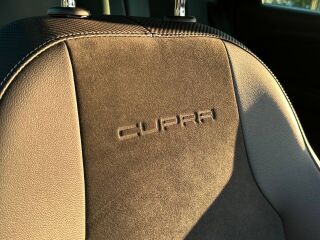 SEAT Leon ST Cupra 300 4Drive 2.0 221kW