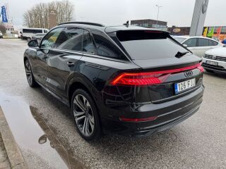 Audi Q8 BlackLine 3.0 TFSI 250kW