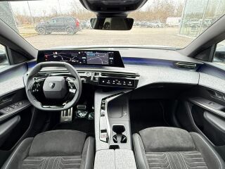 Peugeot 5008 GT 1.2 Hybrid 100kW