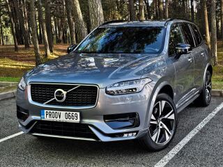 Volvo XC90 Inscription AWD R-Design 2.0 B5 KERS MildHybrid 173kW