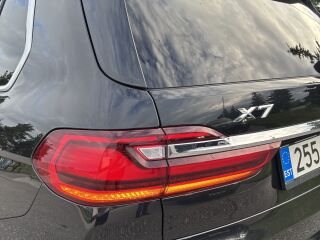 BMW X7 3.0 250kW