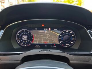 Volkswagen Passat Highline Executive MY2017 1.8 TSI 132kW