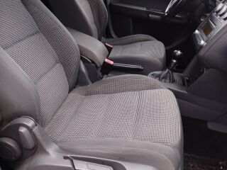 Volkswagen Touran 2.0 103kW