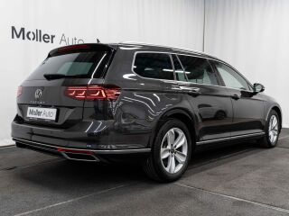Volkswagen Passat Elegance 2.0 110kW