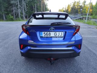 Toyota C-HR 1.8 72кВ
