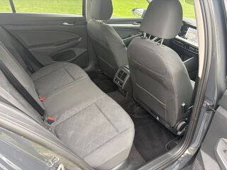 Volkswagen Golf Style 1.0 81кВ