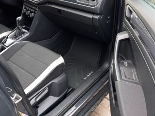 Volkswagen T-Roc 1.5 110кВ