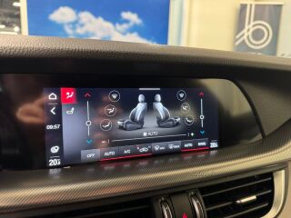 Alfa Romeo Stelvio Veloce Launch Edition 2.0 206kW
