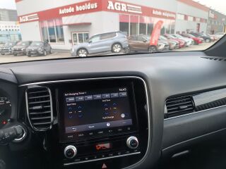 Mitsubishi Outlander Instyle 4WD 2.4 PHEV 165kW