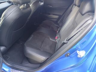 Toyota C-HR 1.8 72кВ