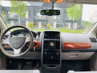 Chrysler Grand Voyager Stow&Go 2.8 CRD 120kW