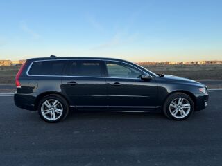 Volvo V70 Facelift Nordic 2.0 R5 D4 120kW