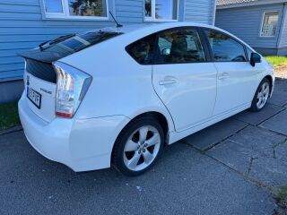 Toyota Prius 1.8 73kW