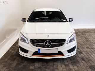 Mercedes-Benz CLA 200 AMG Orange Art 1.6 115kW