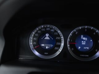 Volvo XC60 Summum AWD 2.4 120kW