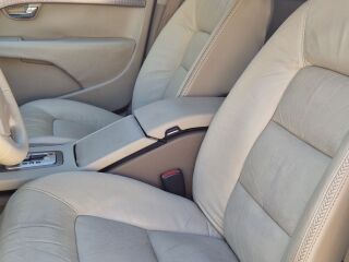 Volvo XC70 Summum AWD 2.4 D5 136kW