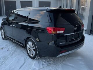 Kia Carnival Luxury 2.2 143kW