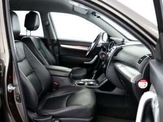 Kia Sorento Luxury 4x4 ATM 2.2 CRDi 145кВ