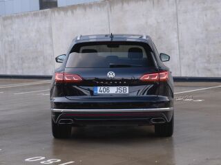 Volkswagen Touareg Highline 4Motion 4.0 V8 310кВ
