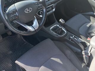 Hyundai i30 1.4 R4 16V 73кВ