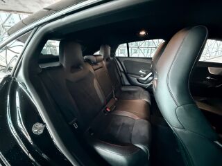 Mercedes-Benz CLA 220 AMG line 2.0 140kW