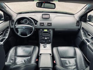 Volvo XC90 Summum AWD 7 k 2.4 R5 D5 136kW