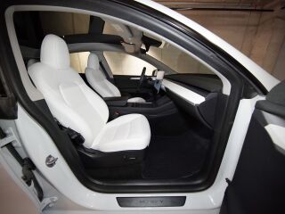 Tesla Model Y Long Range Dual Motor AWD 378kW