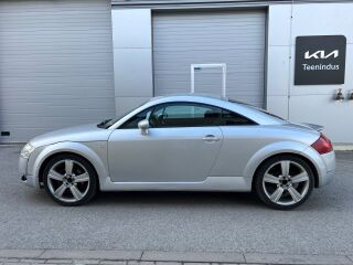 Audi TT QUATTRO 1.8 R4 132кВ