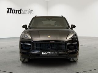 Porsche Cayenne Turbo 4.0 V8 404kW