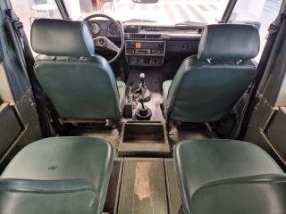 Mercedes-Benz 250 GD 2.5 68kW