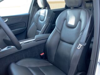 Volvo XC60 AWD e-T8 Ultimate DARK Intelli PRO Xenium Wnt 2.0 T8 Recharge PHEV Long Range 335kW