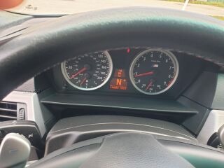 BMW M5 5.0 V10 373kW