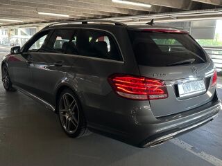 Mercedes-Benz E 300 AMG Pakett 2.1 150kW