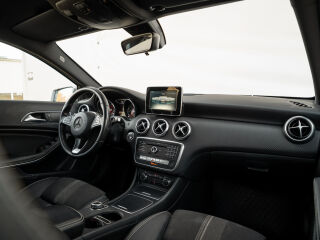 Mercedes-Benz A 180 1.5 80kW