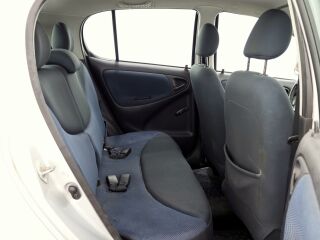 Toyota Yaris Linea Sol Facelift A-C 1.5 78кВ