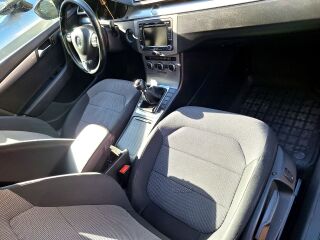 Volkswagen Passat B7 2.0 103kW