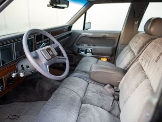 Lincoln Town Car Cartier 5.0 115kW