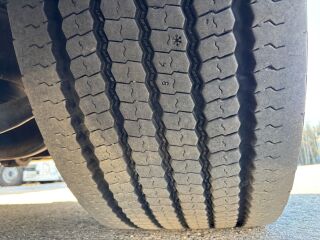 Volvo FM370 6x2*4 EURO6 + CARRIER SUPRA 950 278kW