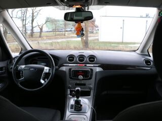 Ford Galaxy Ghia 2.0 R4 TDI 96kW
