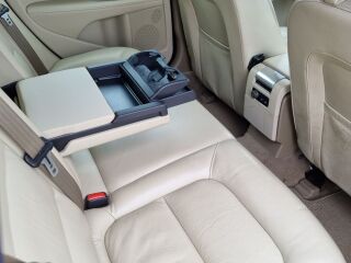 Volvo XC70 D5 SUMMUM 2.4 158kW